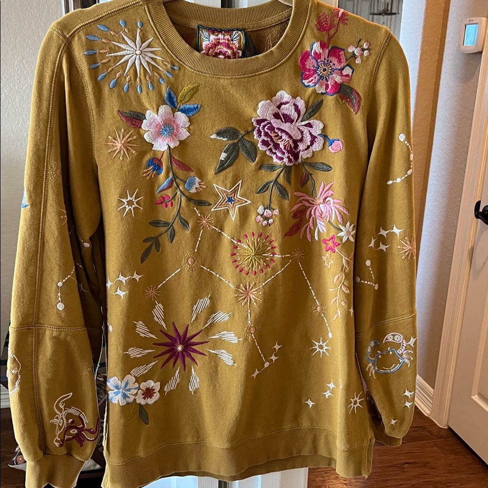 Johnny Was sweatshirt